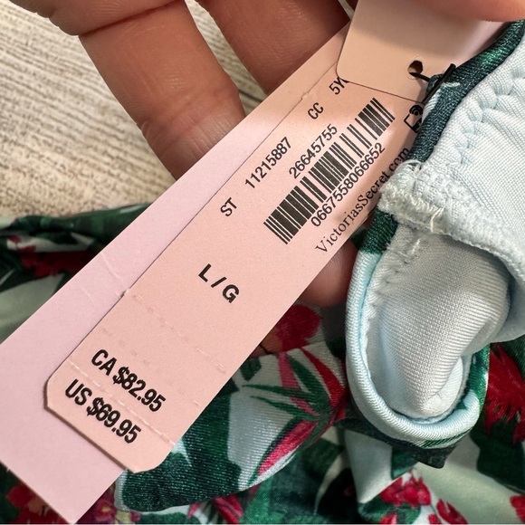 Victoria's Secret NWT Palm Floral Cutout Swimsuit - Picture 8 of 10